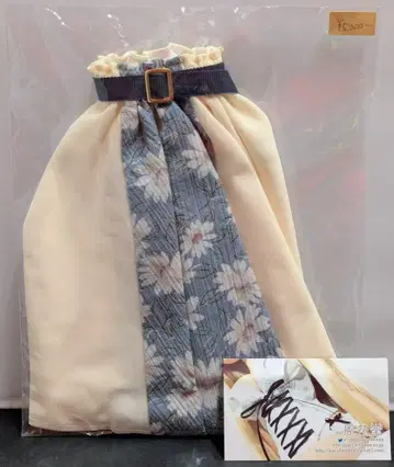 카자하나도 60cm 사이즈 종아리 기장 스커트 화이트