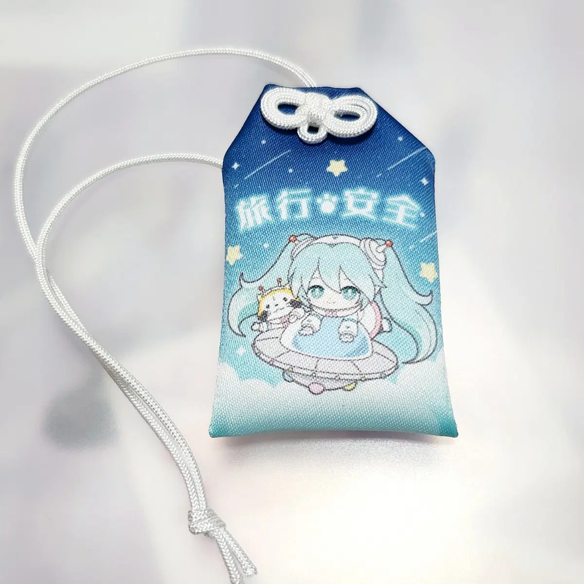 하츠네 미쿠 오마모리 라스칼 콜라보 부적