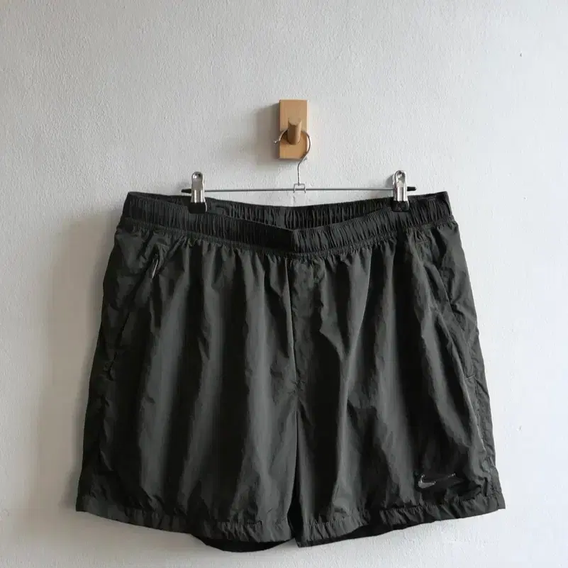 나이키 x 녹타 나일론 러닝쇼츠