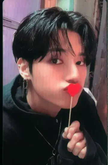 ATEEZ KQ SHOP WOO YOUNG THE WORLD EP.1:MOVEMENT