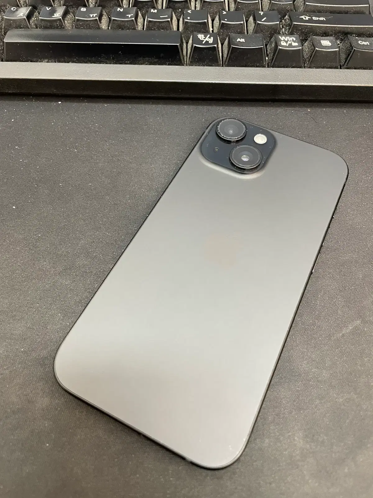 아이폰15 블랙 128GB 상태좋은 중고65만팝니다