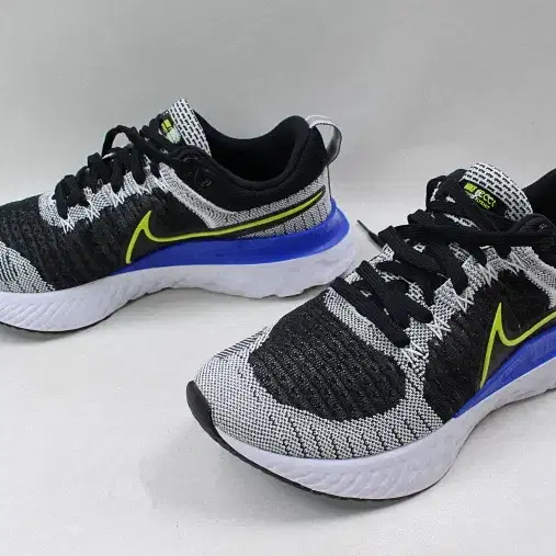 [265]Nike React Infinity Run Flyknit 2