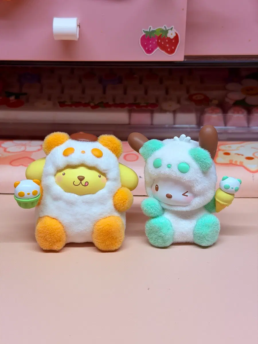 산리오 프렌즈 컬러풀 팬더 판다 (폼폼푸린)