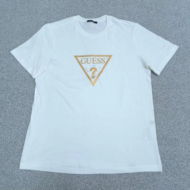 XL 게스 반팔 티 | 0805C27