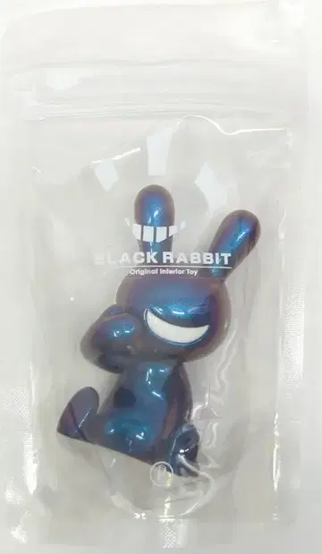 블랙 토끼 BLACK RABBiT 앉아 마죠라 컬러 파랑/화이트 치아