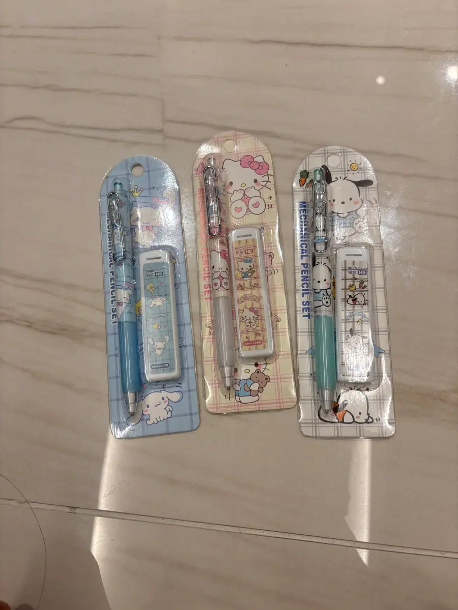 산리오 시나모롤/키티/포차코 연필 세트