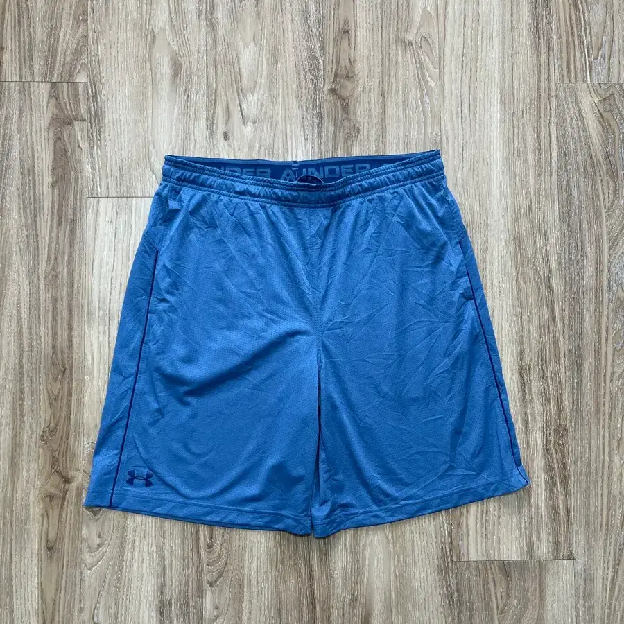언더아머 메쉬 반바지 XXL