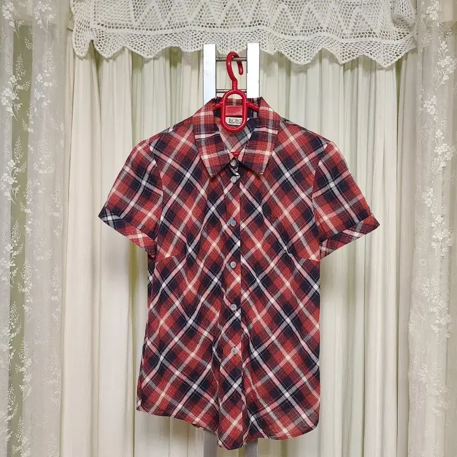 BCBG 아사면 셔츠