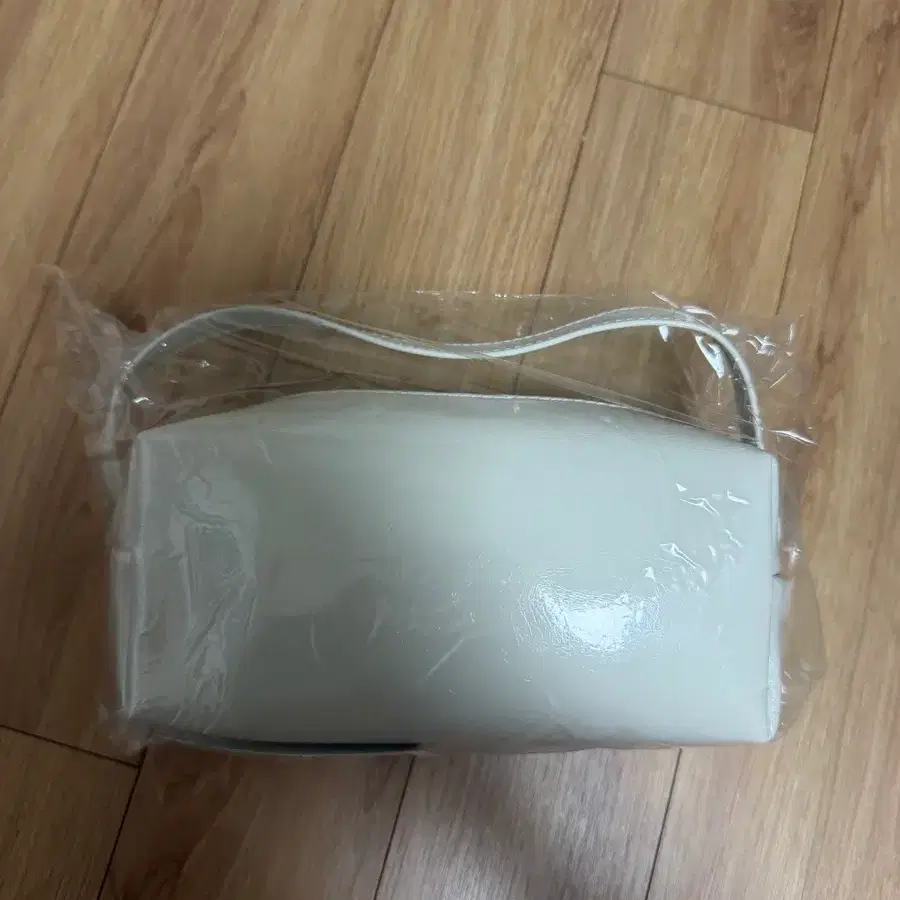 카디널레드 가방 파우치