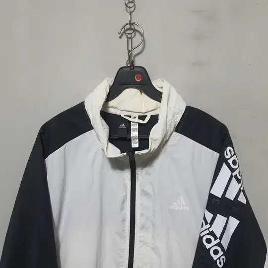0219) 아디다스 남성 FI BP2 우븐 바람막이 XL 22년식