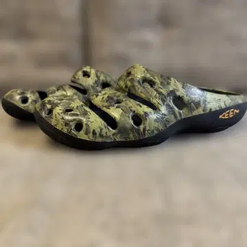 레어 단종 KEEN YOGUI 카모플라주 카모플라쥬 29cm 킨