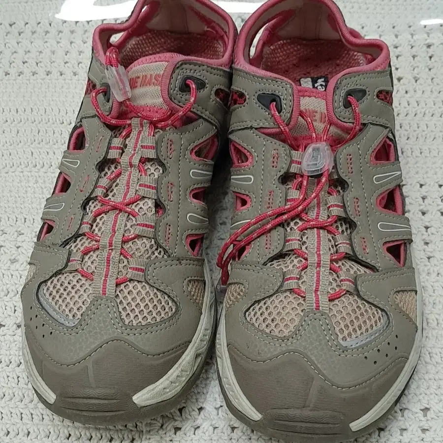 칸투칸 편한샌들 245