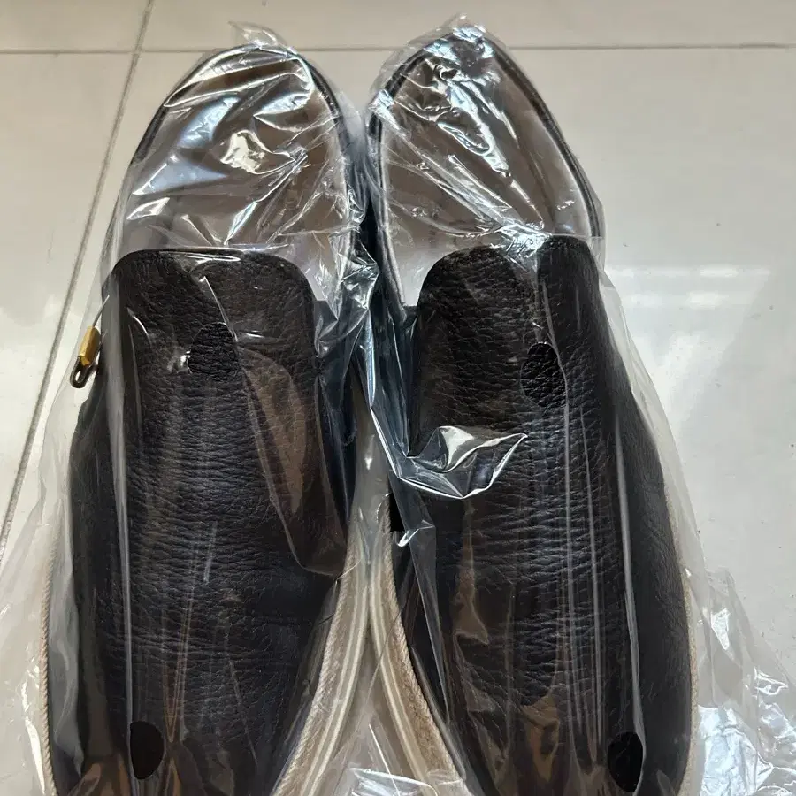 TOD'S 남성 가죽 슬립온 6.5