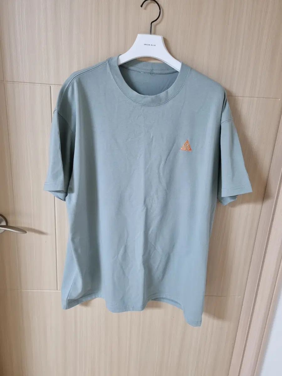 나이키 ACG 반팔티 us XL