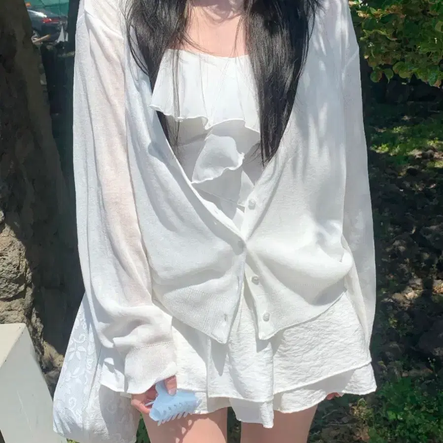 피네 비누 딥 브이넥 가디건 아이보리 여름