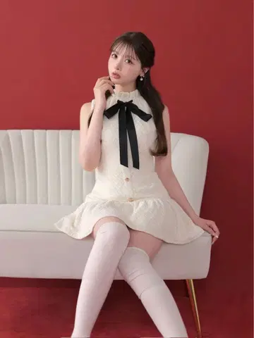 m me eme 메종 니트 레이스 보타이 미니 원피스