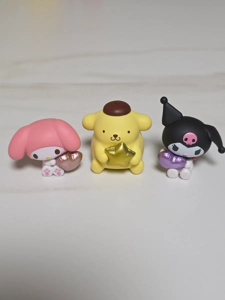 산리오 폼폼푸린 쿠로미 마이멜로디 반짝이는 풍선 가챠 일괄