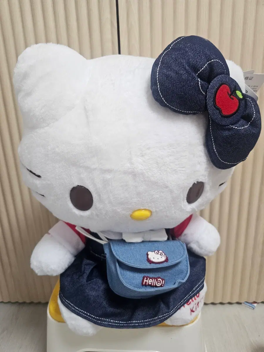 헬로키티 데님 청치마 인형 새상품 / 데님 미니 가방 증정