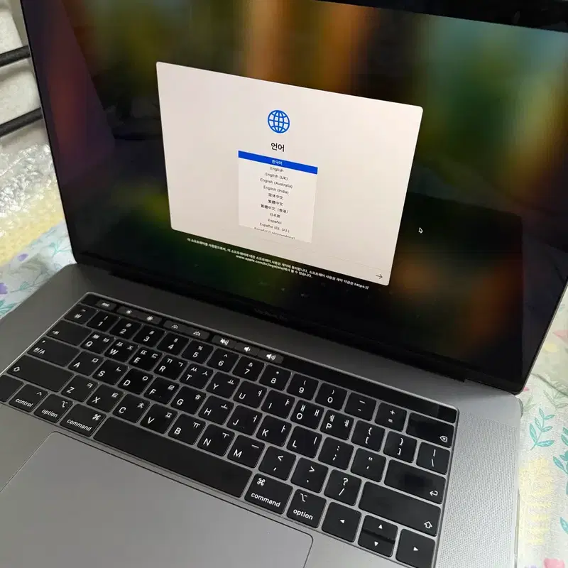 맥북프로 15인치+매직마우스2 (2019 i9+16RAM+외장그래픽)