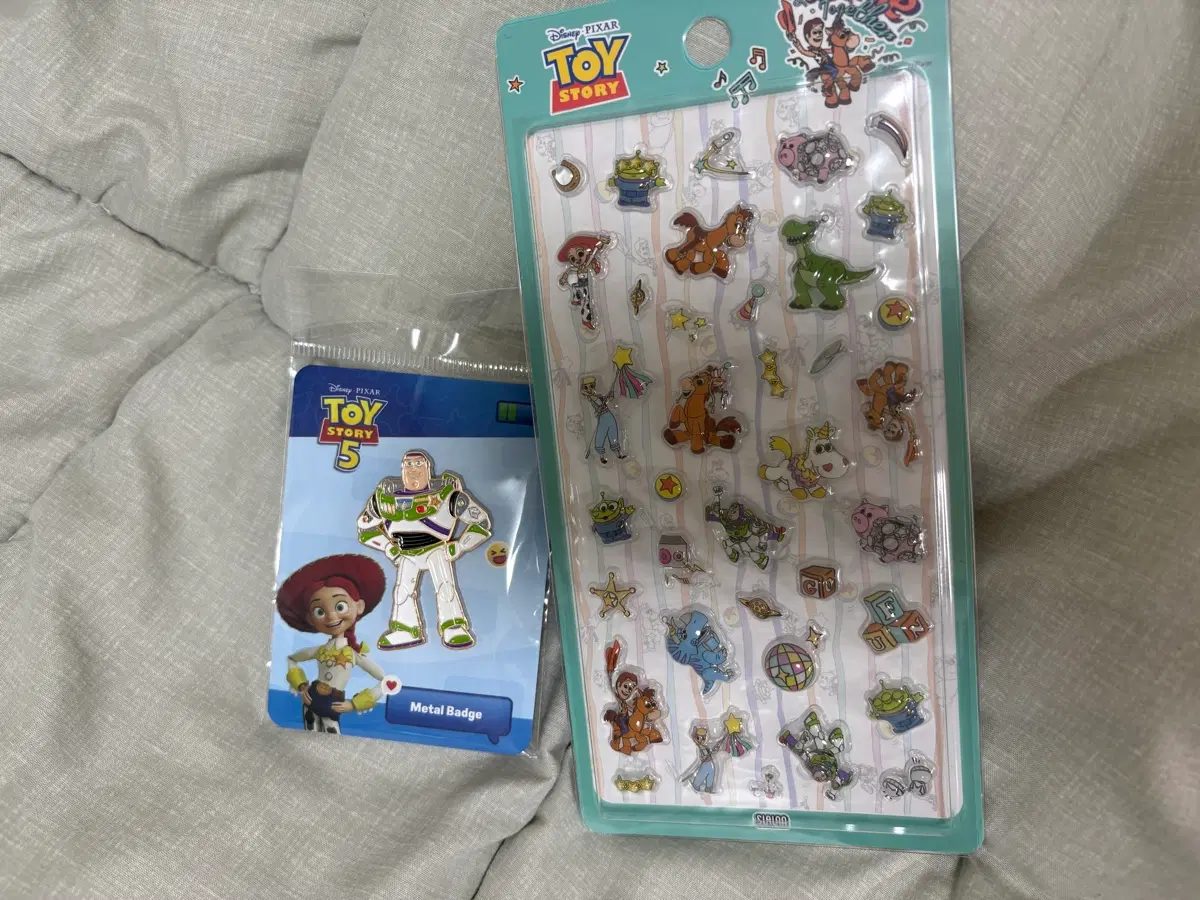 (일괄) 토이스토리 봉봉 스티커+버즈 뱃지+롤스티커