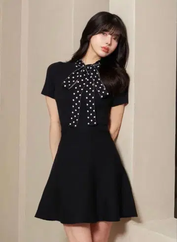 다리치 Darich 도트 무늬 보타이 니트 원피스 블랙