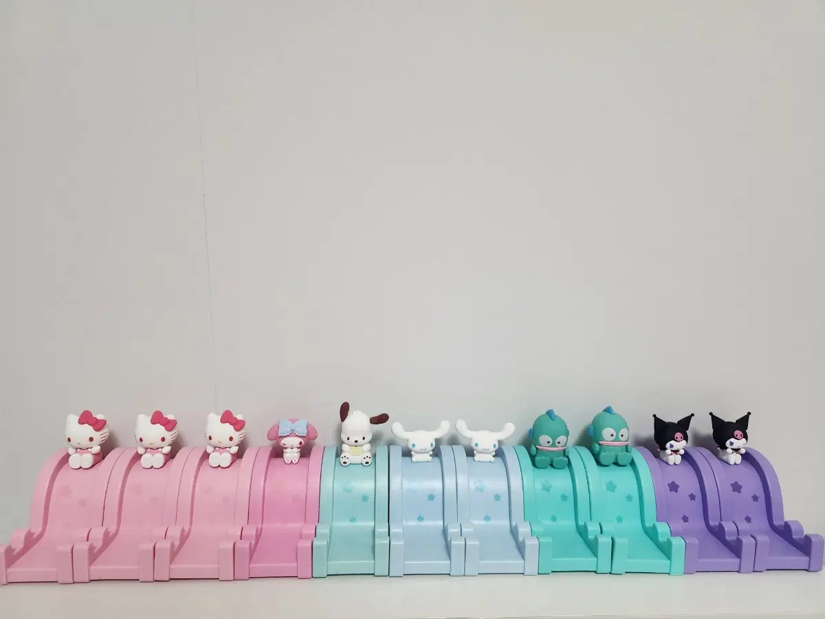 산리오 미끄럼틀 휴대폰거치대