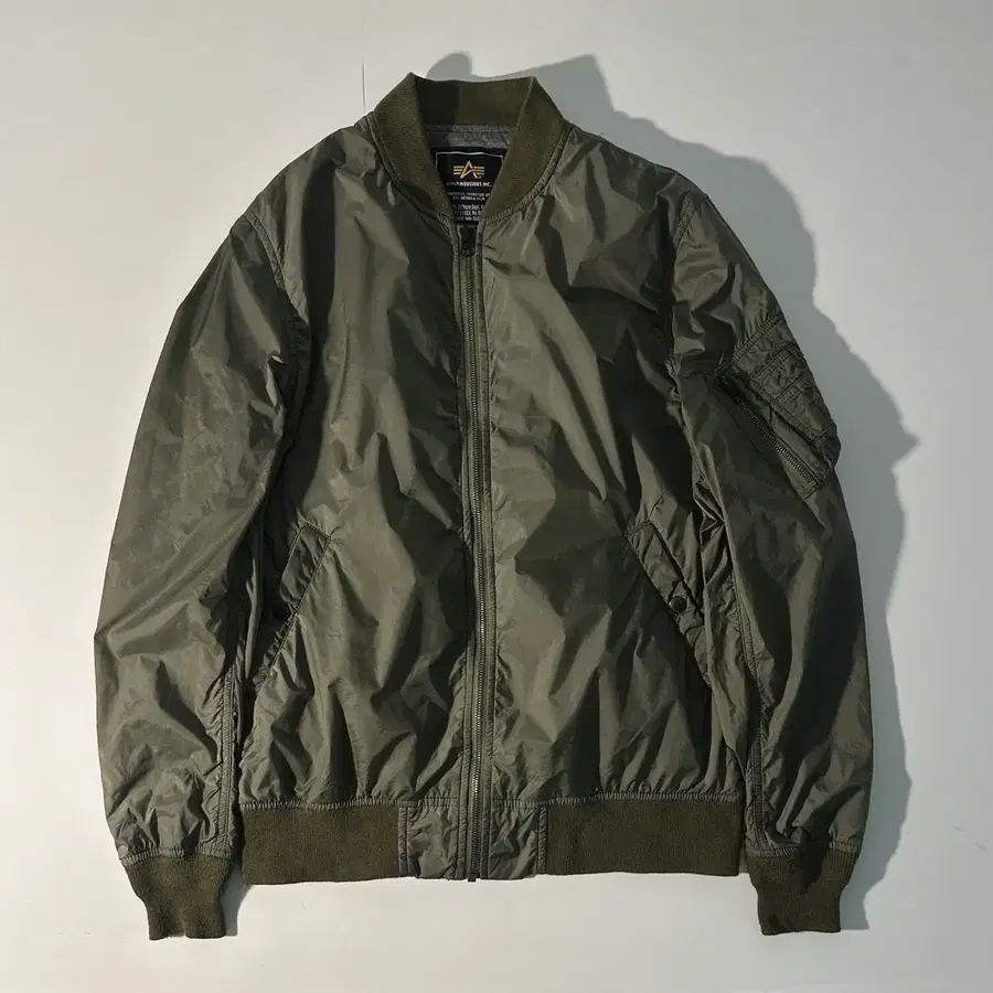 Alpha Industries 자켓