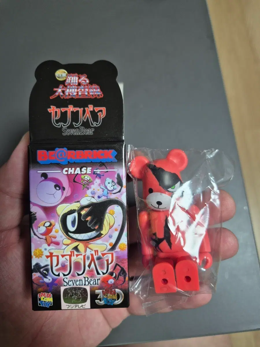 베어브릭 세븐베어 피규어