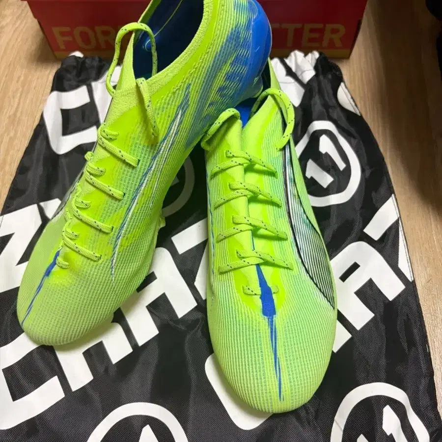 퓨마 축구화 265