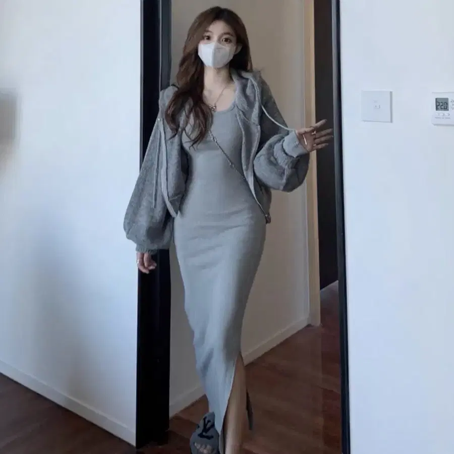 긴팔 옆트임 롱원피스 그레이 새상품