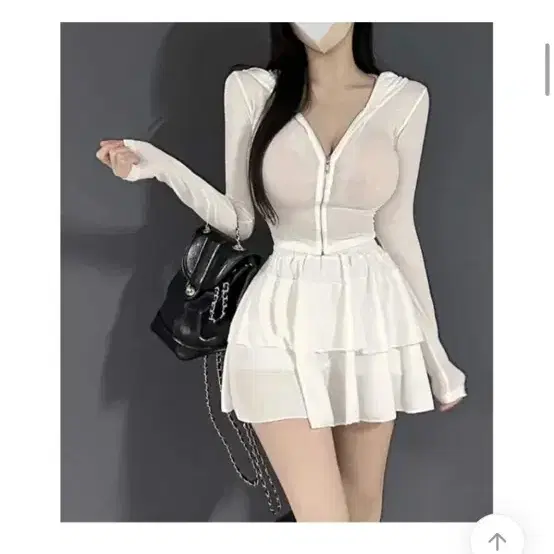 에이블리 쫀쫀 크롭 후드집업 단품 새상품