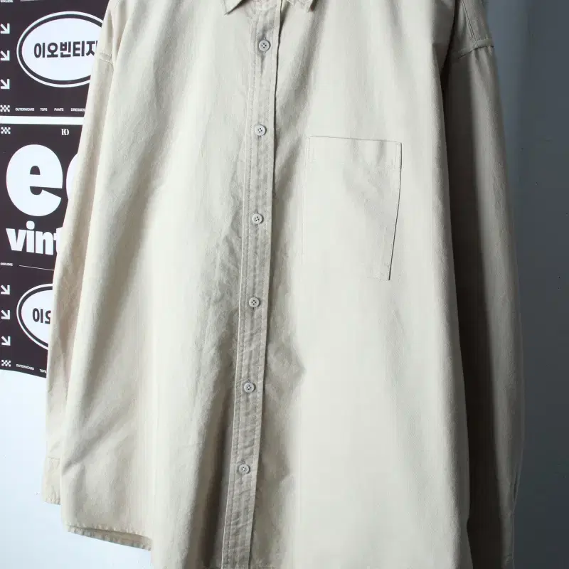 (L-XL) 무신사 스탠다드 셔츠 남방 오버핏 베이지 무지-H36524