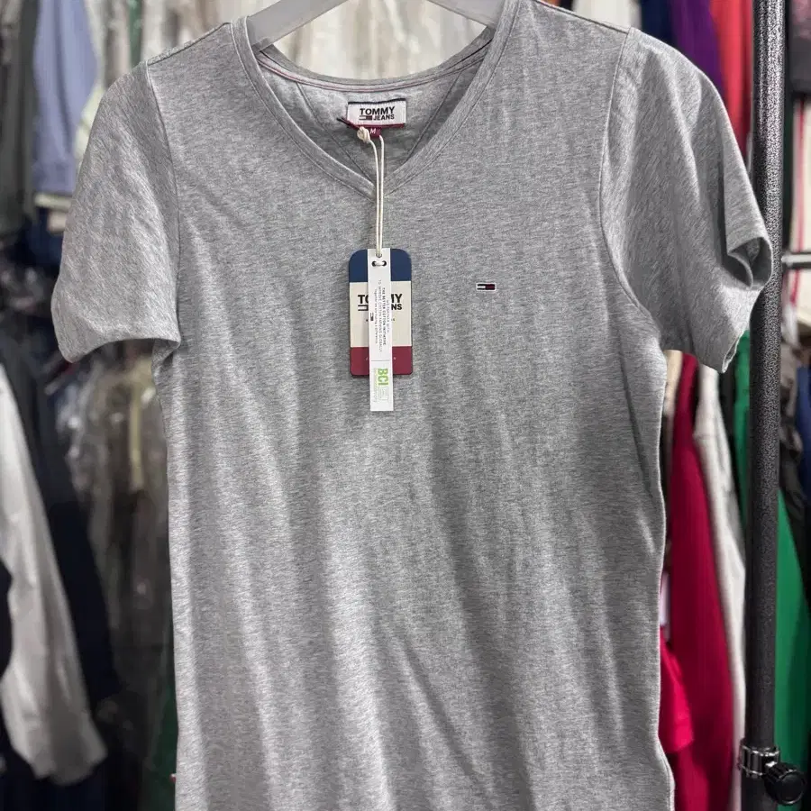 Tommy 그레이 V넥 반팔티 M