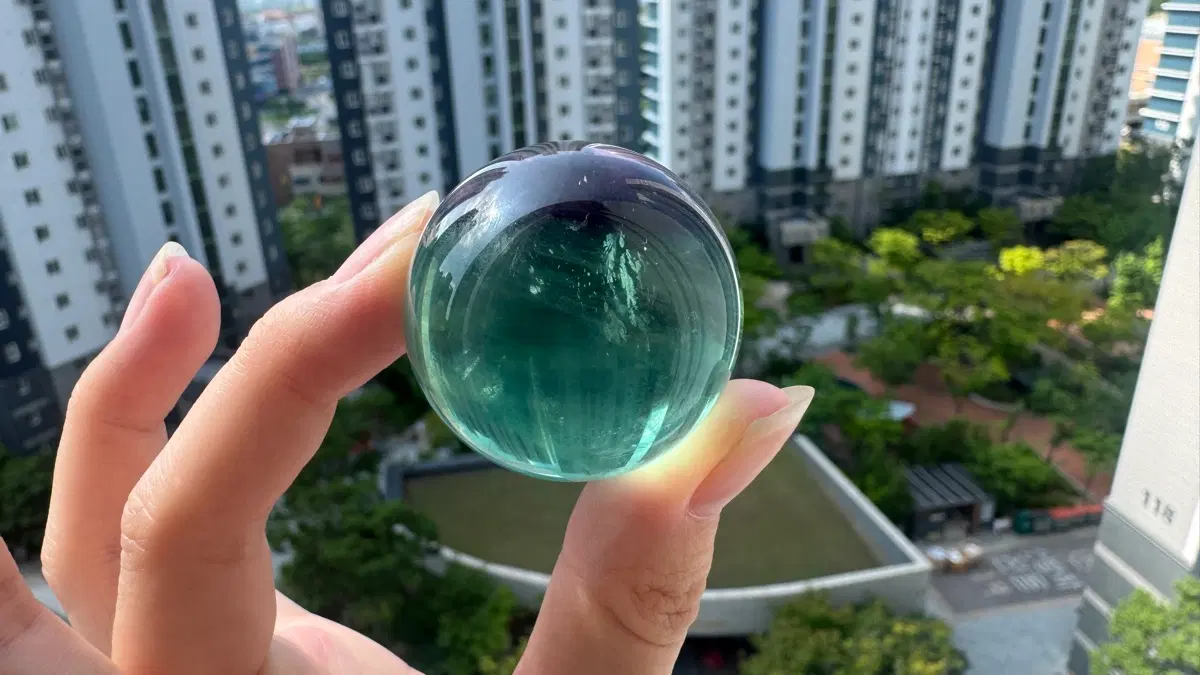 레인보우 형석 구