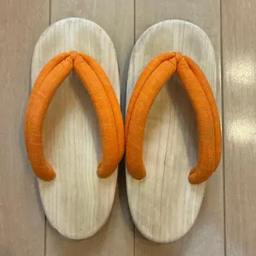 우라츠카 공방 x BEAMS Japan 일본 나막신 샌들