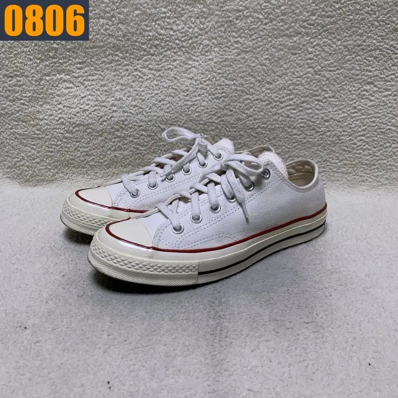 250 CONVERS 컨버스 척테일로 로우 스니커즈