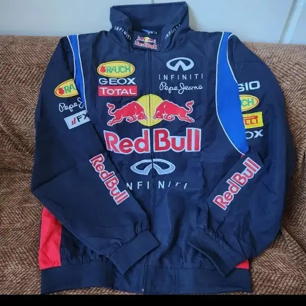 F1 레드불 바람막이 2XL 새상품