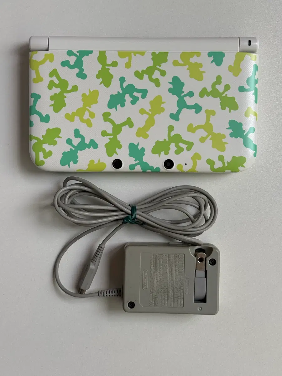 닌텐도 3DS LL 루이지 30주년 에디션