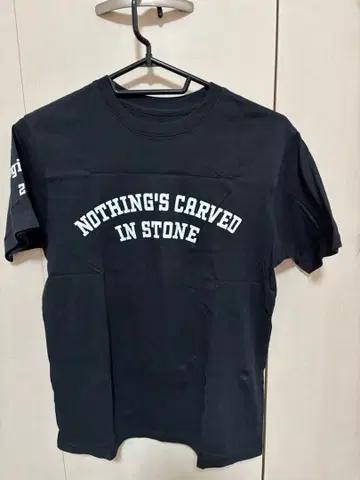 Nothing's Carved In Stone 티셔츠 블랙 S