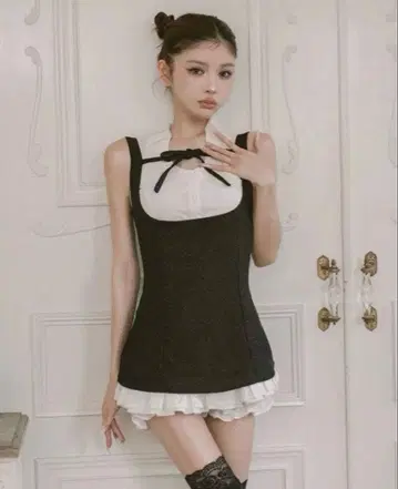 darich 클래시컬 도킹 프릴 미니 원피스 블랙 FREE