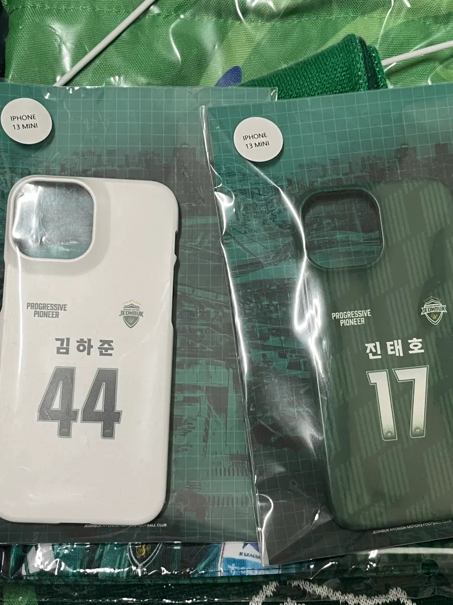 전북현대 폰케이스 판매합니다(13미니)