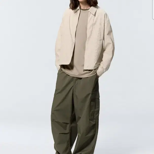 새상품 유니클로 GU 카고팬츠 올리브