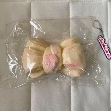 Buzhidou nie 리본 스퀴즈 핑크 딸기