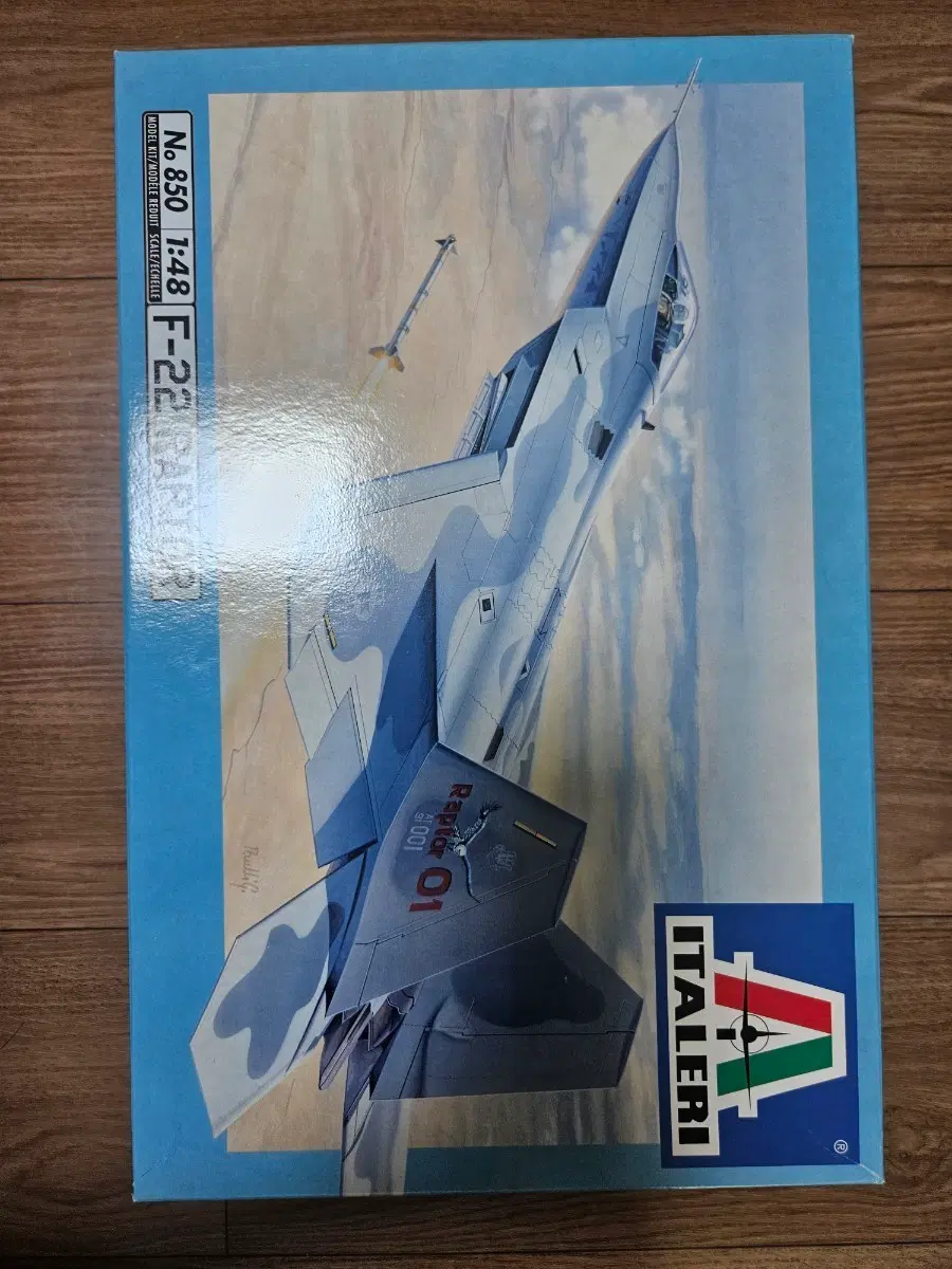 [판매] Italeri 1/48 F-22 Raptor (No.850) 미개봉
