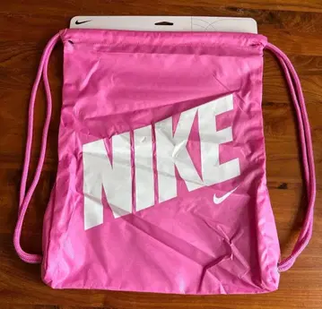 [ 구하기 어려움 ] 새상품 NIKE 나이키 짐색 냅색 핑크