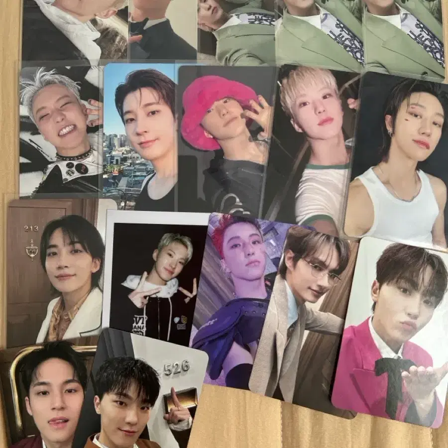 세븐틴 포카 시세 이하 급처 합니다!(탈덕이슈 비공굿 폭탄 으로 드려용!