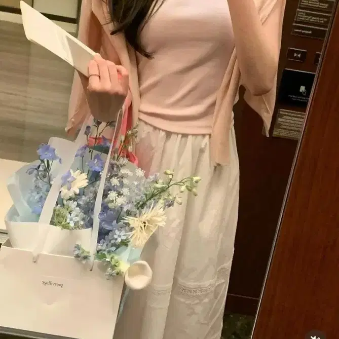 레예마켓 린넨 가디건