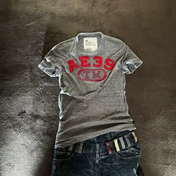 00s y2k archive tee street grunge c-boy