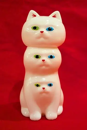 STACK3 WORLD 3층 고양이 화이트 성형
