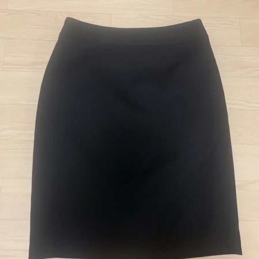 블랙 H라인 스커트 55 1/2